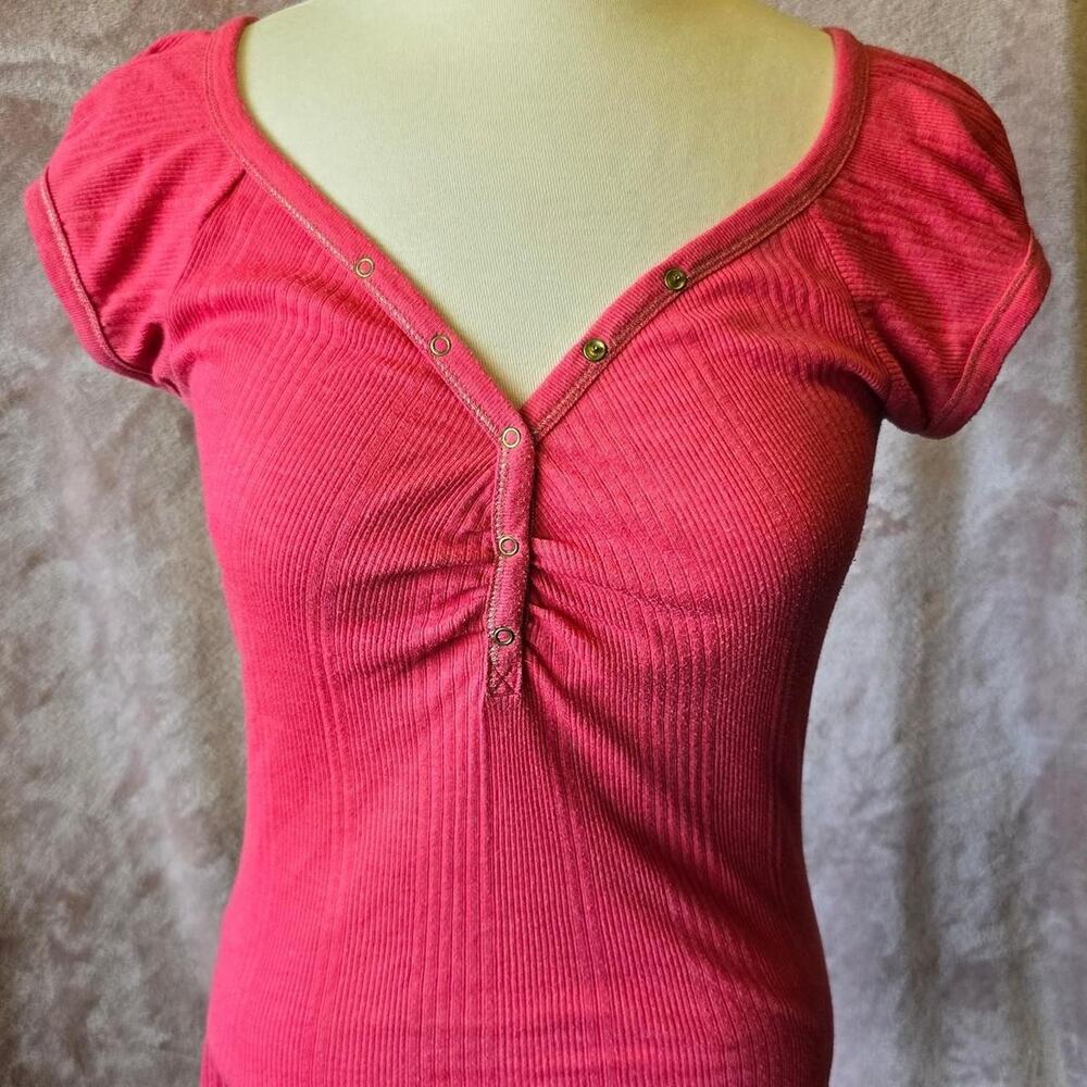 Express pink ribbed knit button